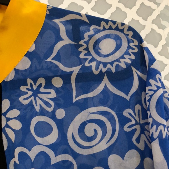 Bob mackie wearable art 100% Silk sheer blouse - Picture 3 of 5